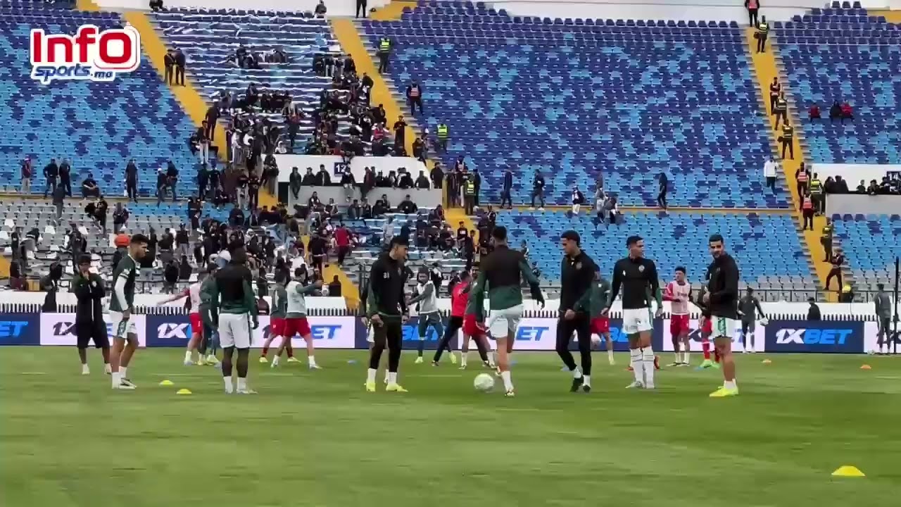 فيديو..لاعبو الرجاء في حركات تسخينية قبل مواجهة الحسنية.